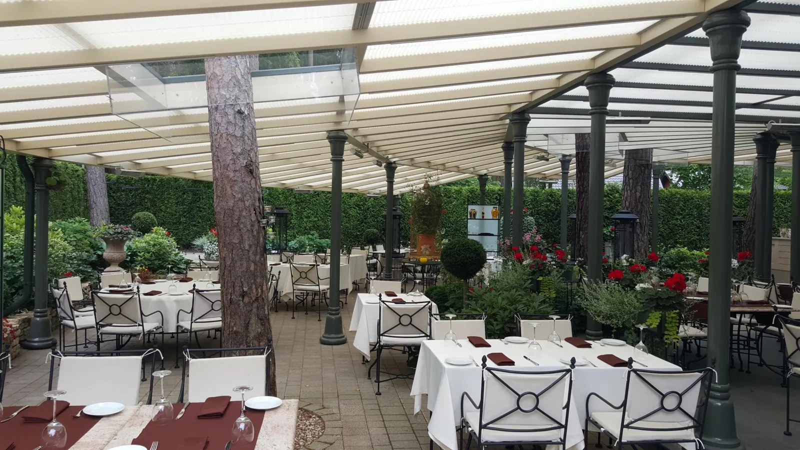 Koka konstrukcijas ar stiklojumu